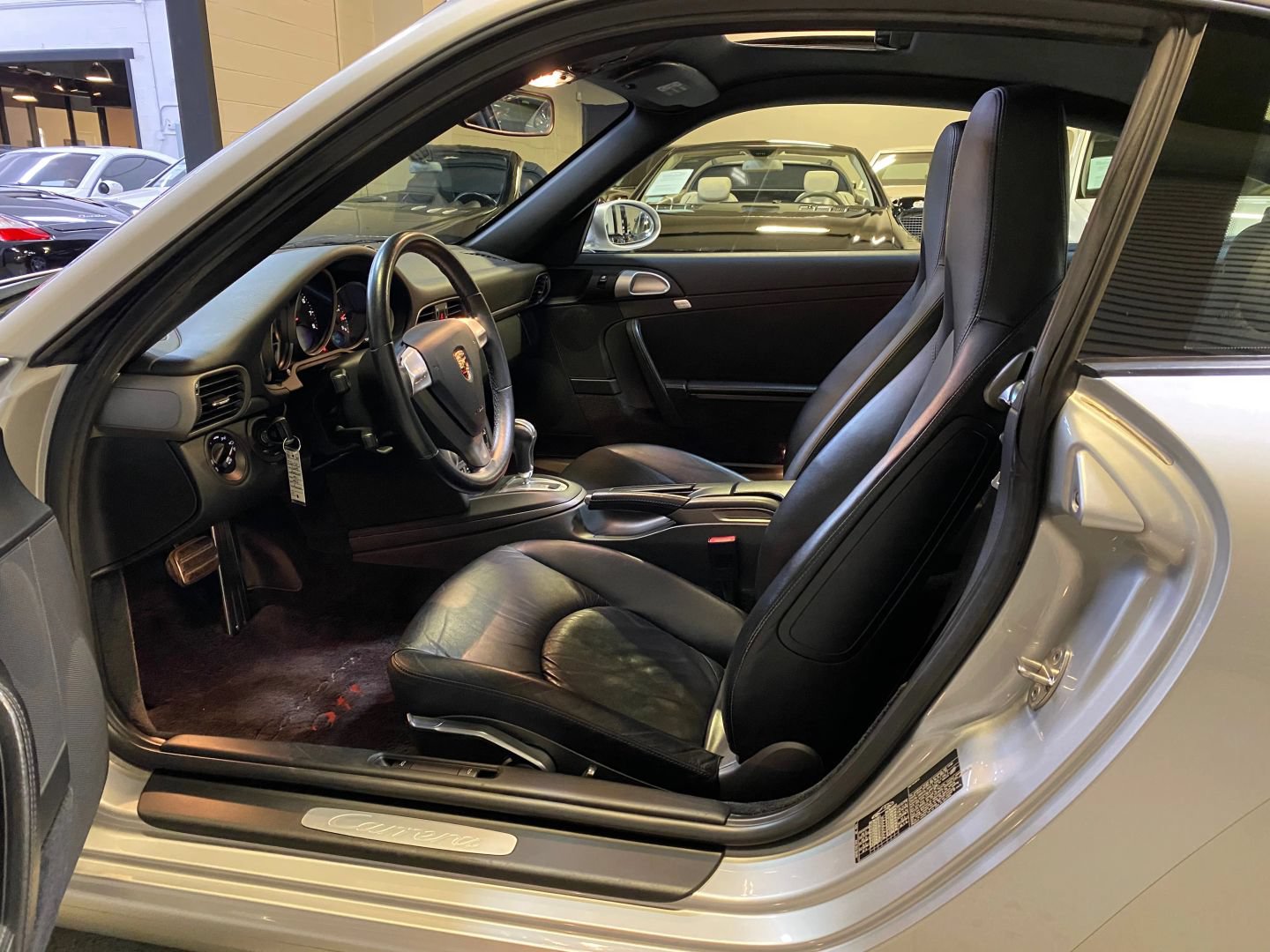 Used 2005 Porsche 911 Carrera RWD image 20