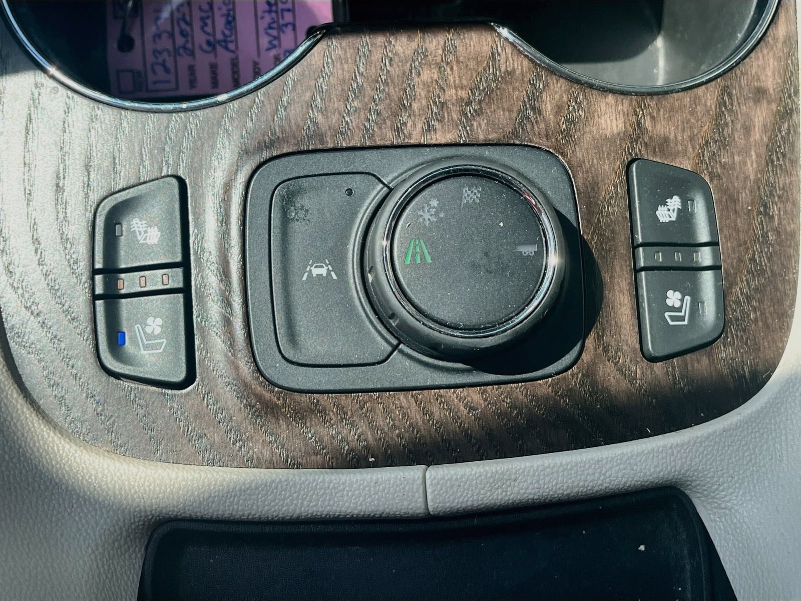 Used 2023 GMC Acadia Denali w/ Trailering Package FWD image 21