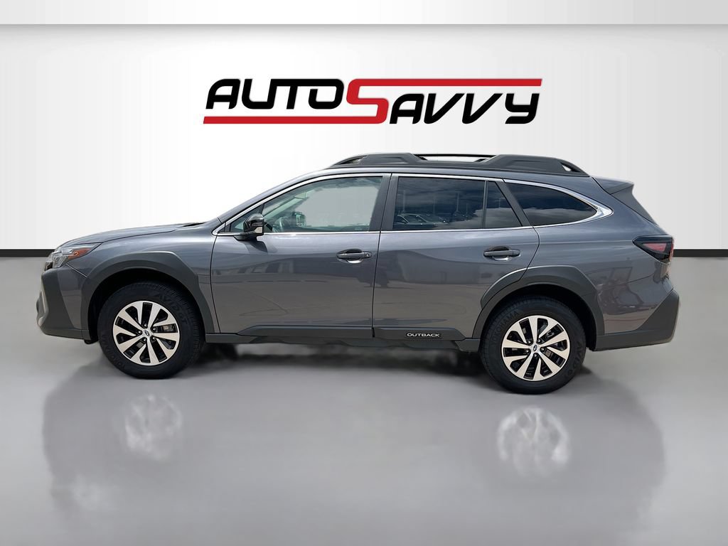 Used 2025 Subaru Outback Premium AWD/4WD image 4