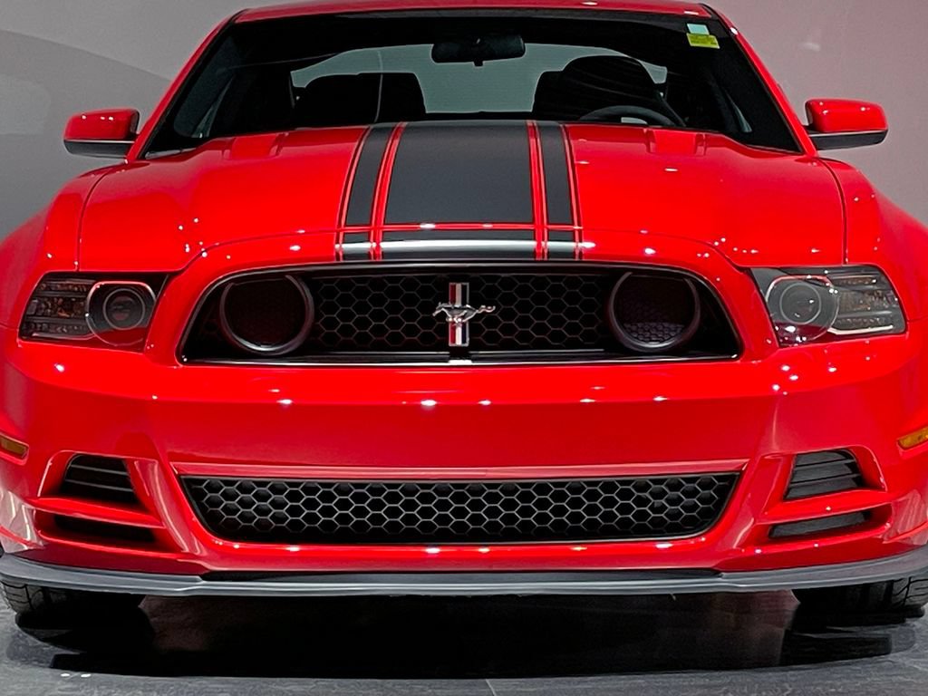 Used 2013 Ford Mustang Boss 302 w/ Boss 302 Accessory Pkg RWD image 18