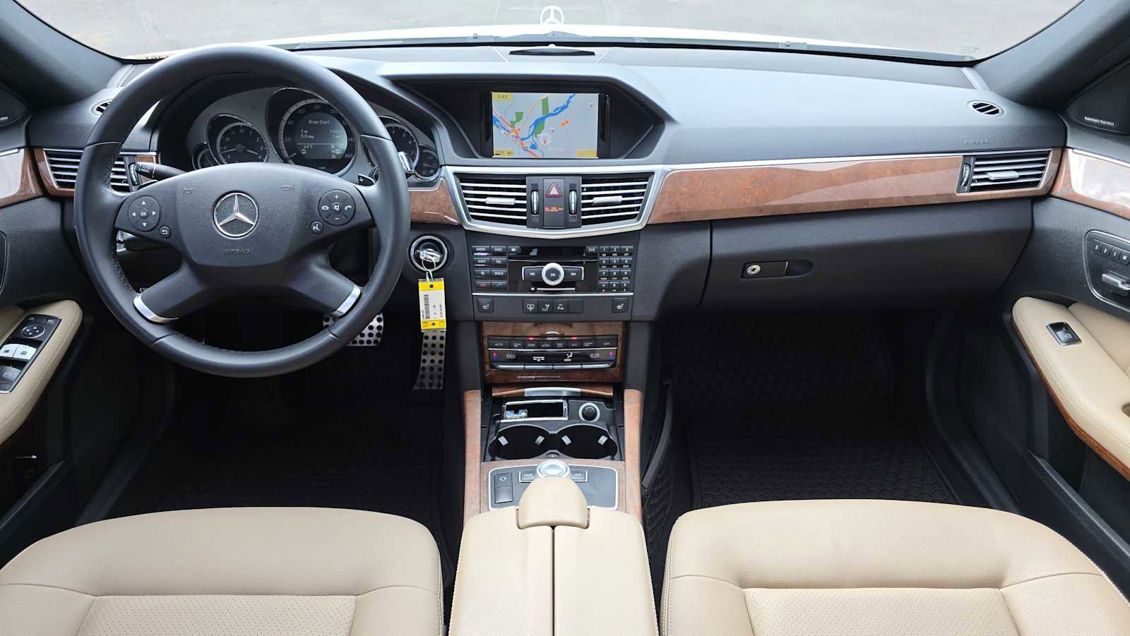 Used 2011 Mercedes-Benz E 350 Sedan image 18