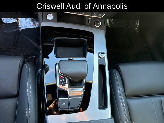 Used 2025 Audi Q5 2.0T Premium w/ Convenience Plus Package image 21