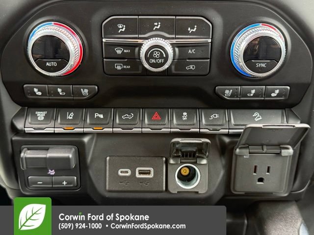 Used 2023 GMC Sierra 3500 AT4 w/ AT4 Preferred Package AWD/4WD image 29