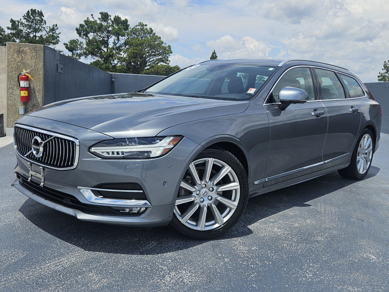 Used 2019 Volvo V90 T5 Inscription