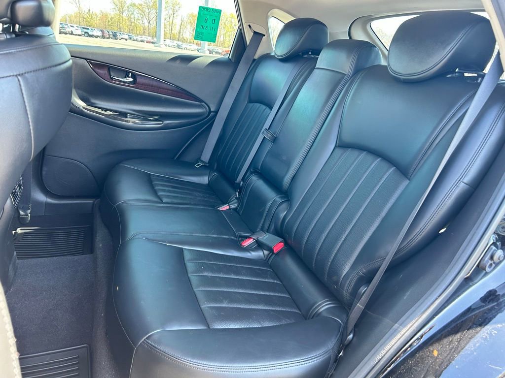 Used 2017 INFINITI QX50 AWD w/ Technology Package image 18