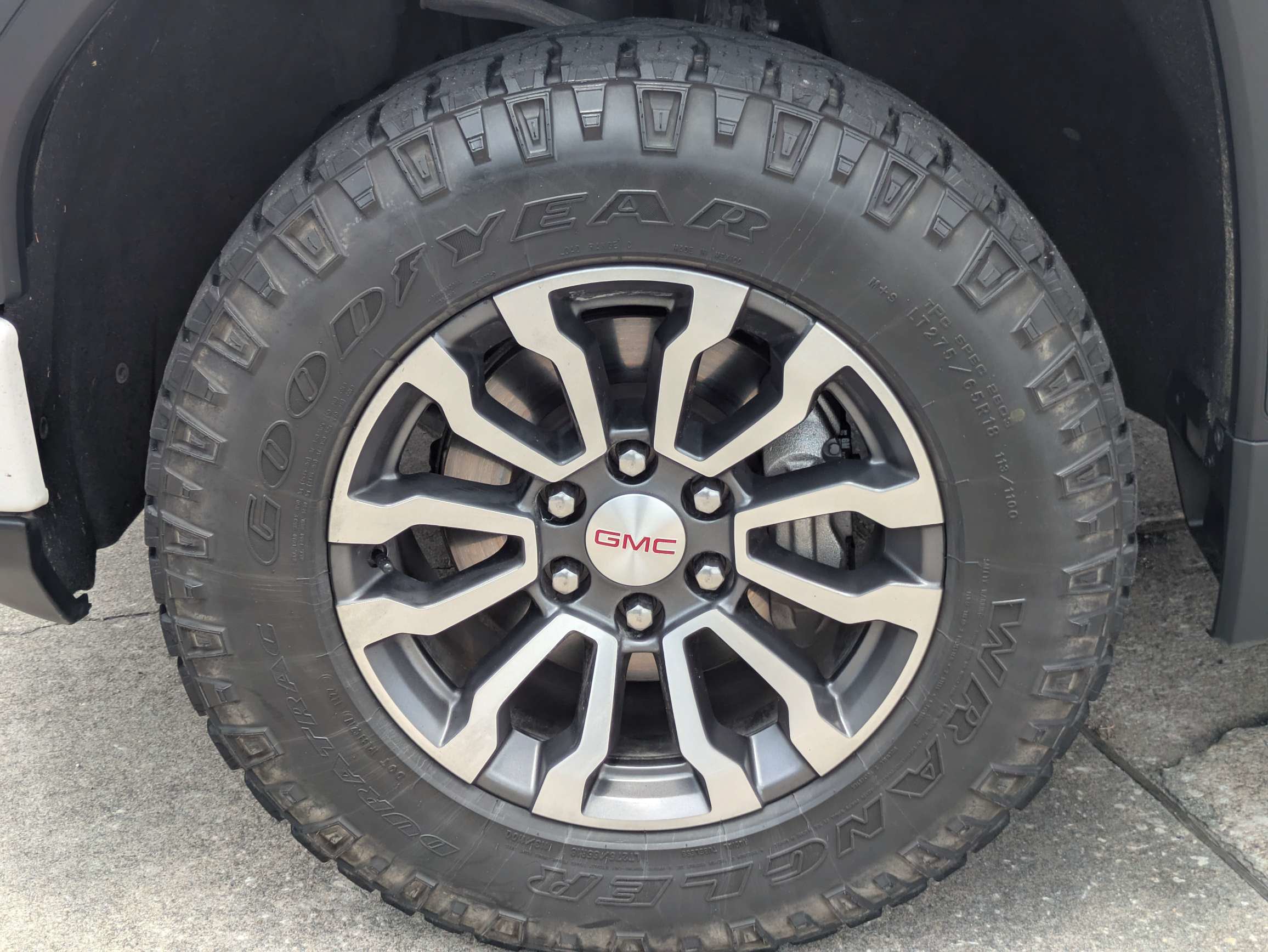 Used 2022 GMC Sierra 1500 AT4 w/ AT4 Premium Package AWD/4WD image 27