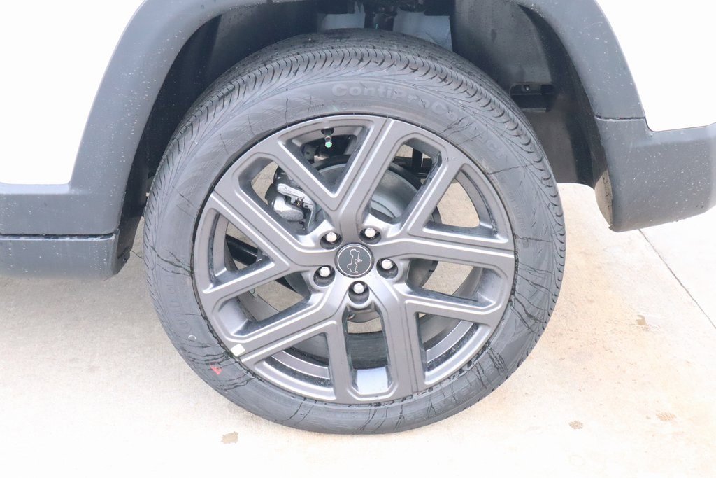 New 2026 Jeep Compass Limited image 18