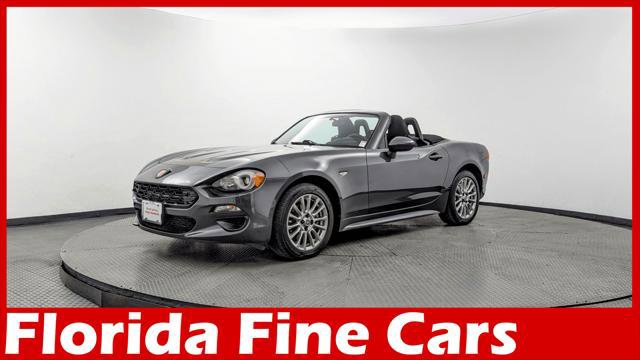 Used 2018 FIAT 124 Spider Classica RWD image 1