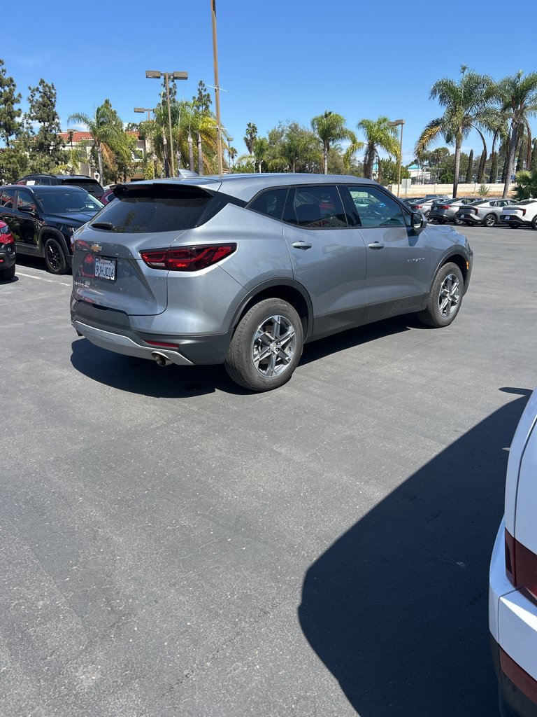Used 2025 Chevrolet Blazer LT AWD/4WD image 6
