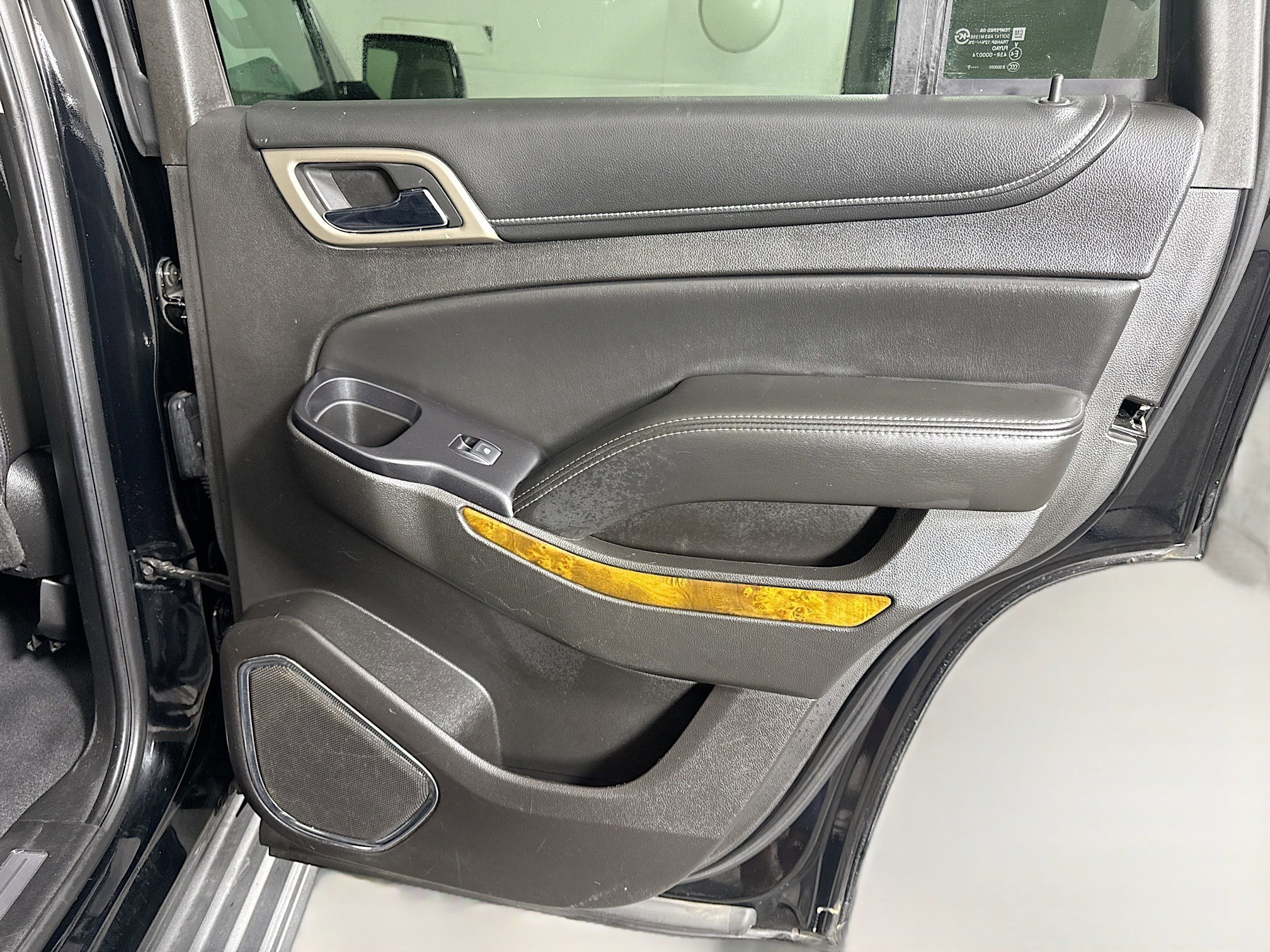 Used 2019 Chevrolet Tahoe LT image 28