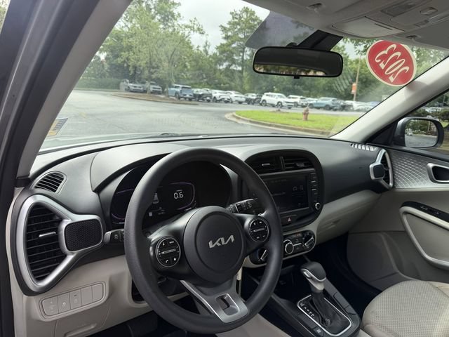 Certified 2023 Kia Soul LX w/ Option Group 015 FWD image 15