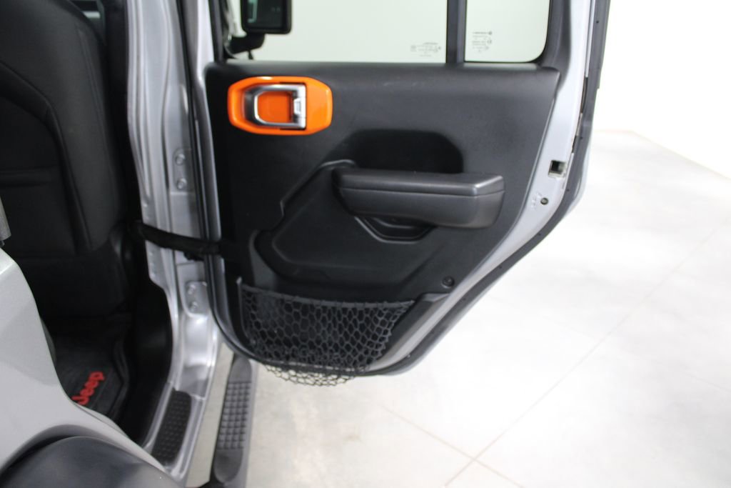 Used 2018 Jeep Wrangler Unlimited Sport S image 32