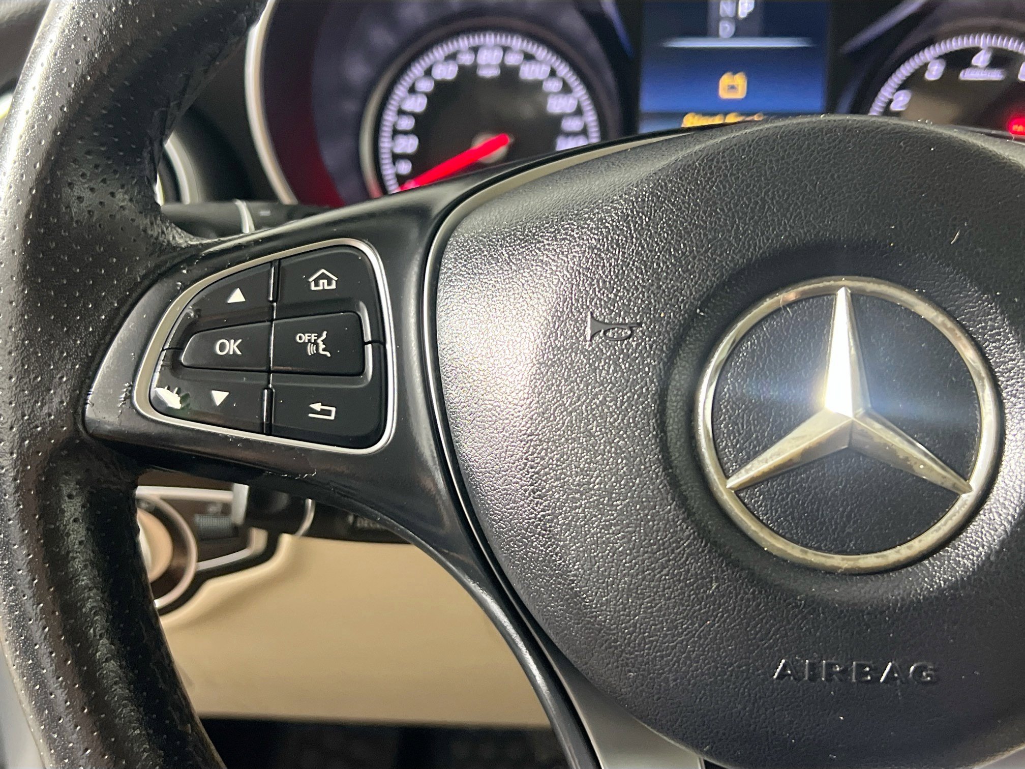 Used 2017 Mercedes-Benz GLC 300 image 18