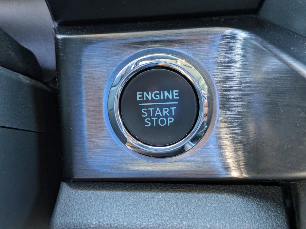 Certified 2023 Ford F250 Lariat w/ Lariat Ultimate Package image 21