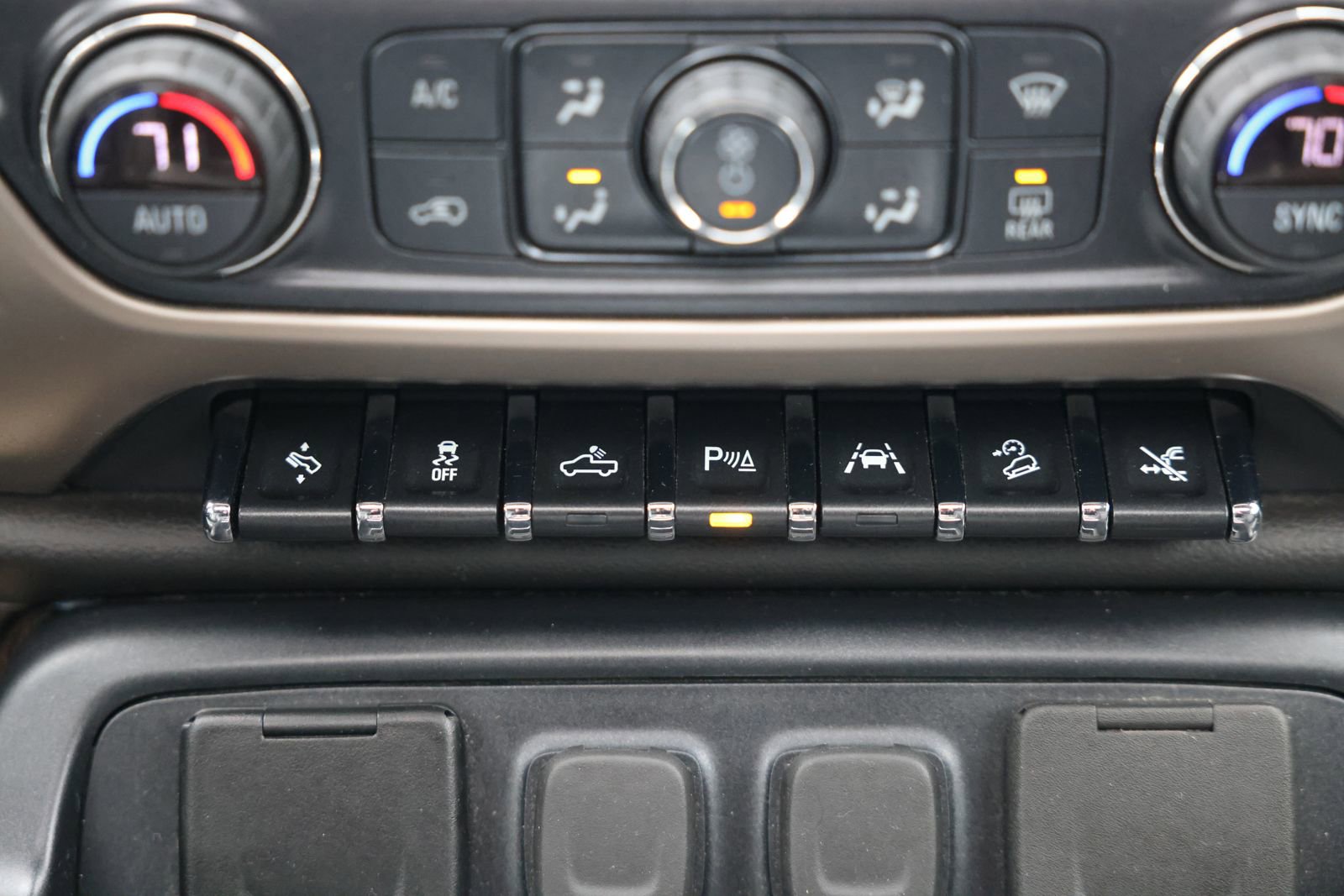 Used 2018 GMC Sierra 1500 Denali w/ Denali Ultimate Package image 29