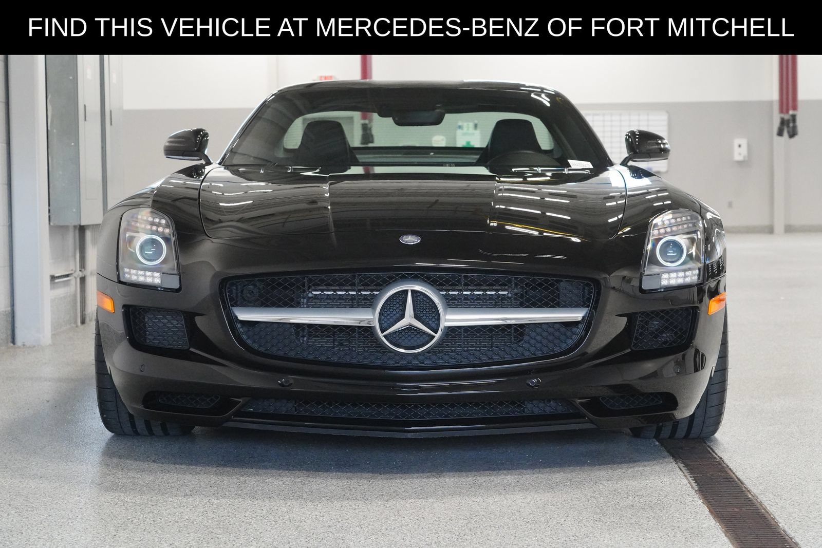 Used 2011 Mercedes-Benz SLS AMG Coupe image 3