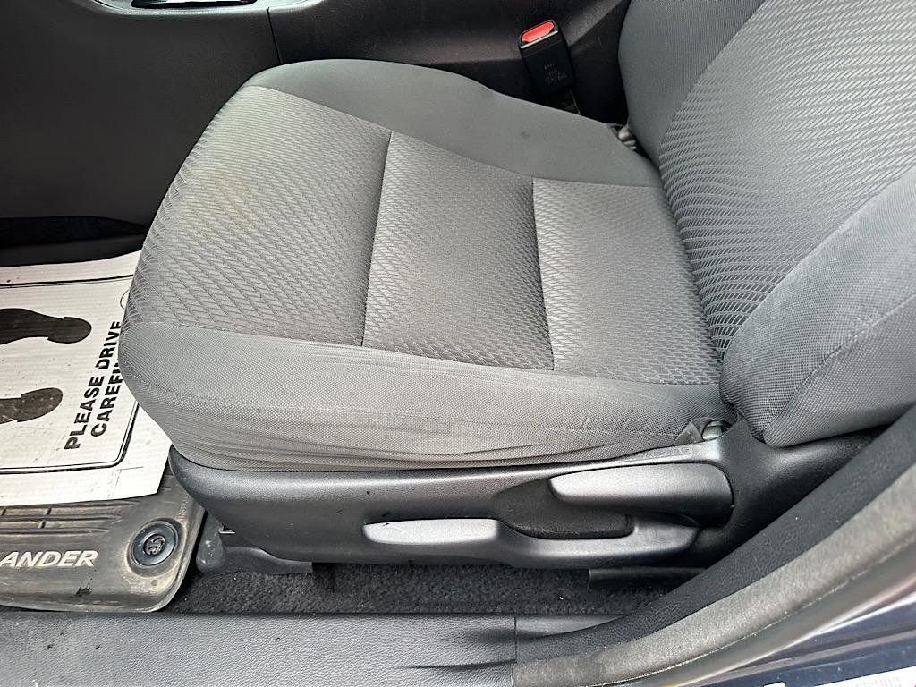 Certified 2018 Toyota Highlander LE image 13