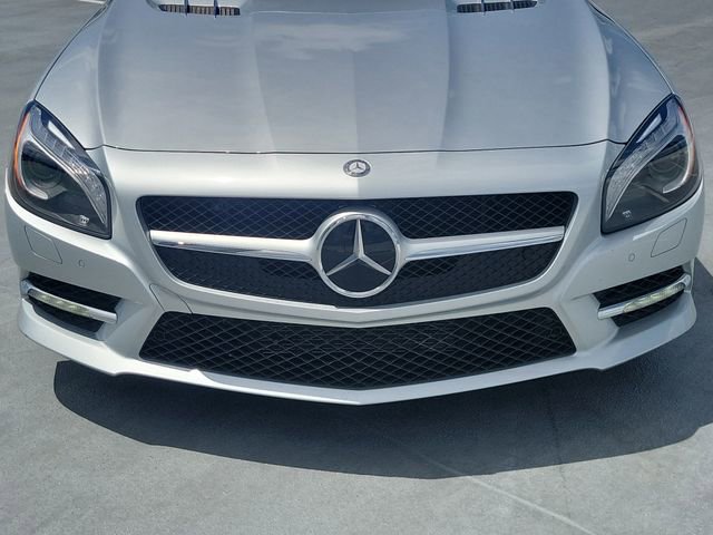 Used 2013 Mercedes-Benz SL 550 image 9
