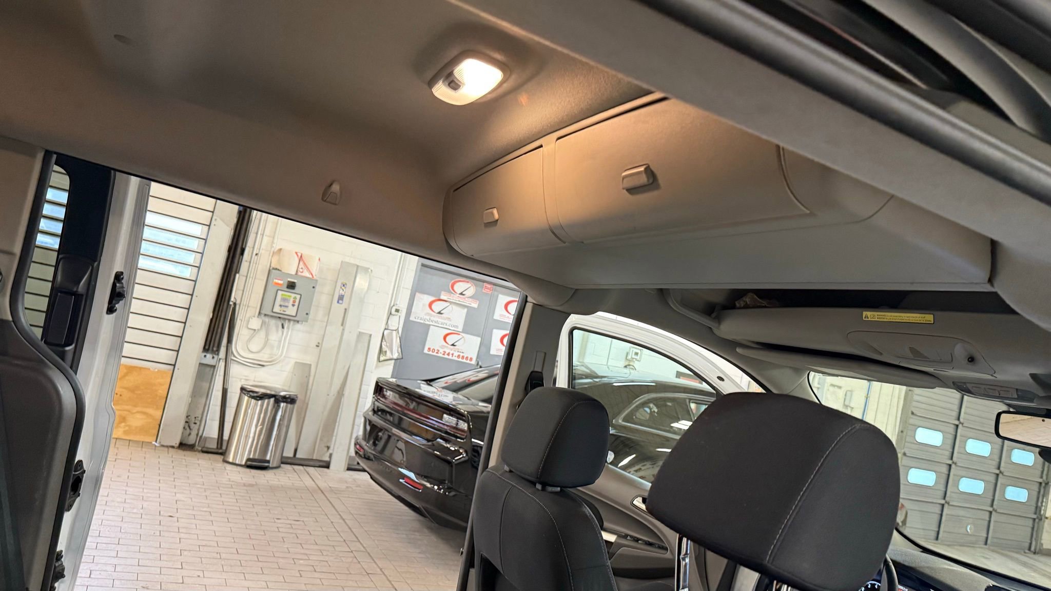 Used 2019 Ford Transit Connect XLT image 13