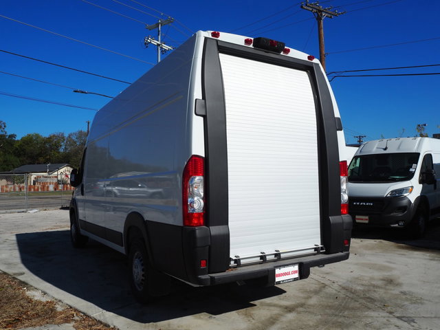 New 2025 RAM ProMaster 3500 w/ Roll-Up Rear Door Package image 13