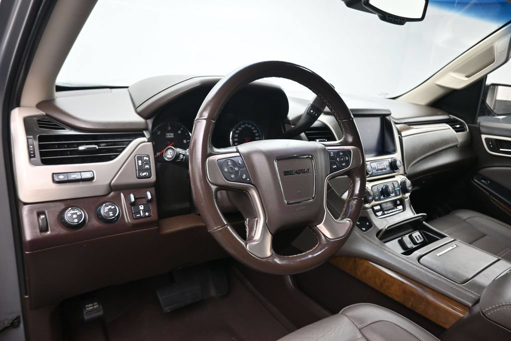 Used 2019 GMC Yukon Denali w/ Open Road Package AWD/4WD image 14