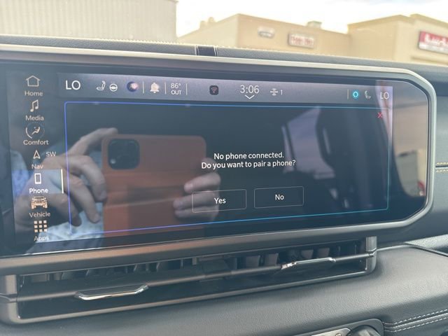 Used 2024 Jeep Wrangler Sahara w/ Technology Group image 27