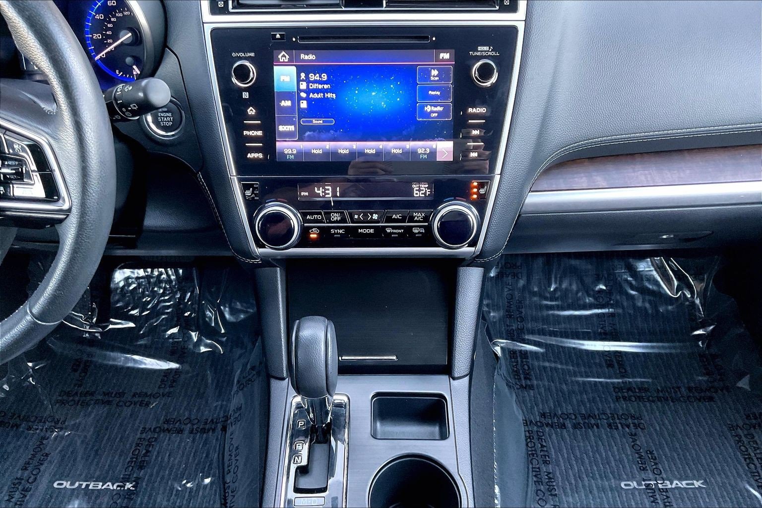 Used 2019 Subaru Outback 2.5i Limited w/ Popular Package #2 image 9