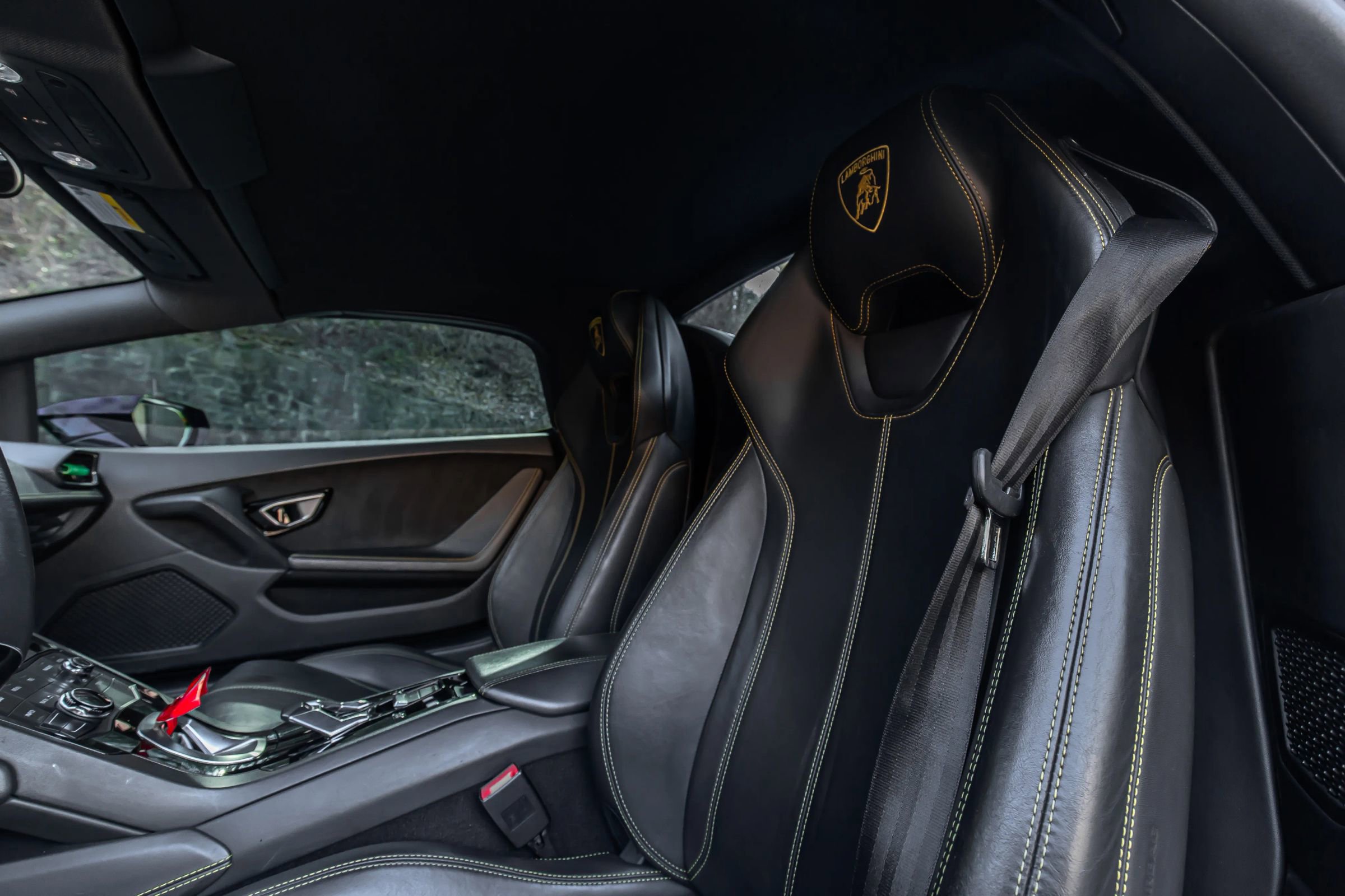 Used 2017 Lamborghini Huracan LP 610-4 image 34