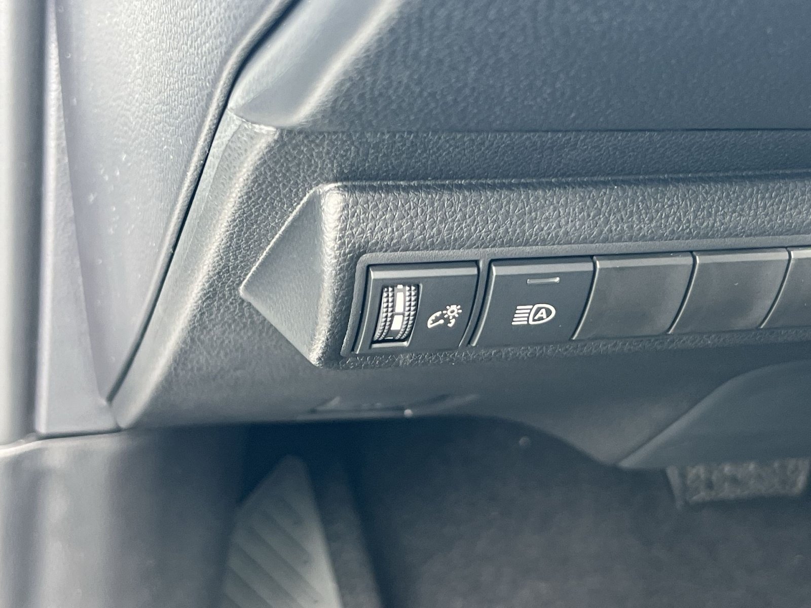 New 2027 Toyota Corolla LE FWD image 23
