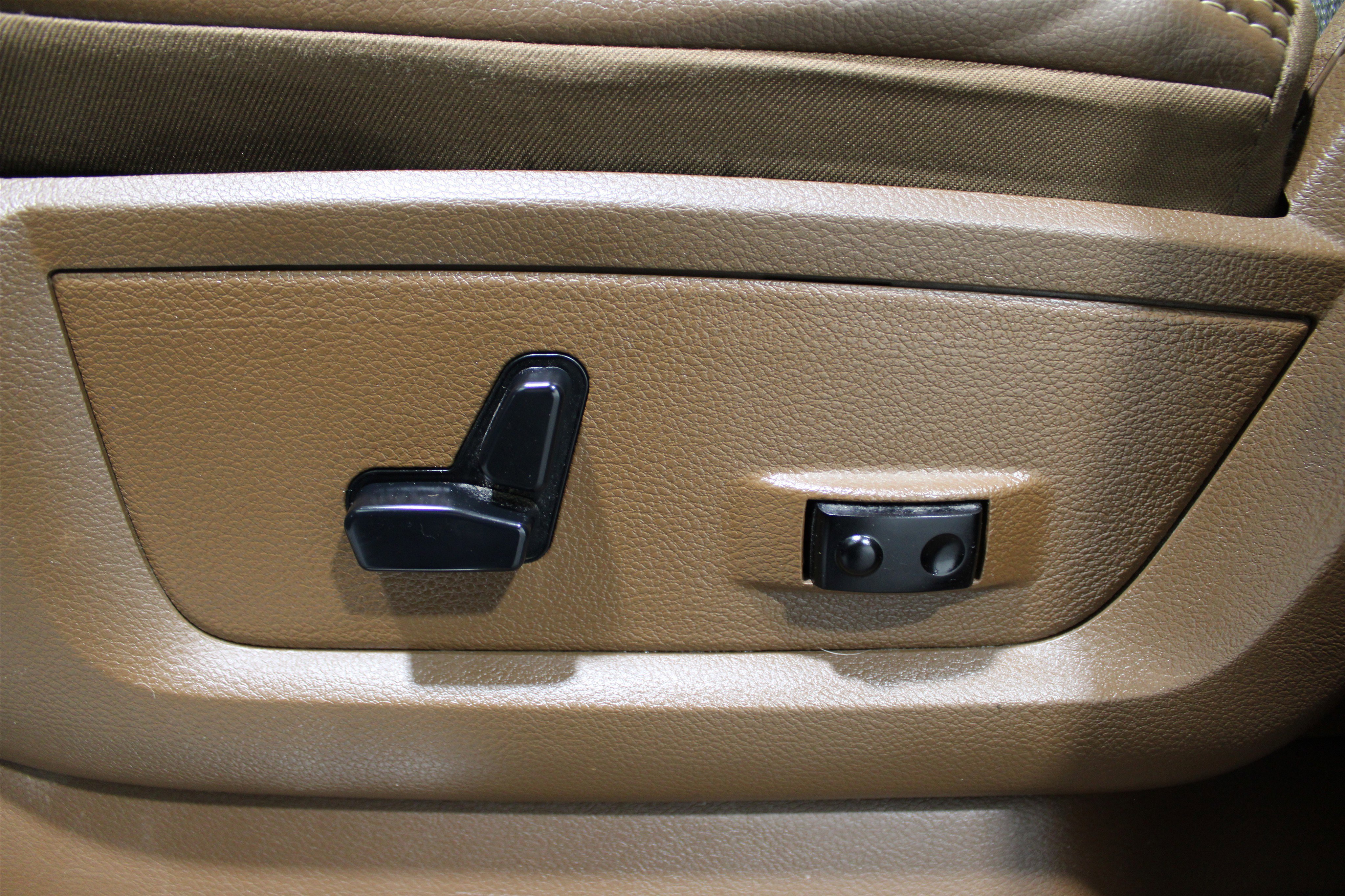 Used 2020 RAM 2500 Laramie image 4