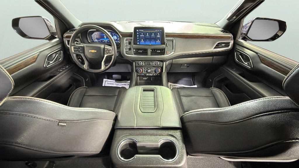 Used 2023 Chevrolet Suburban Premier RWD image 36