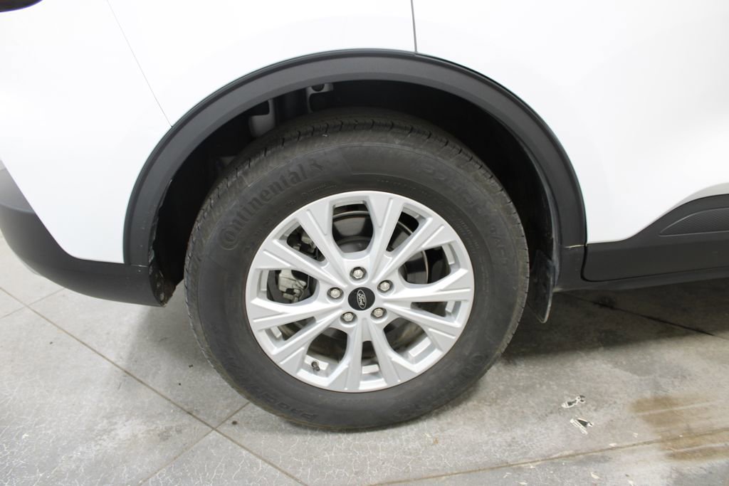 Used 2025 Ford Escape Active AWD/4WD image 32