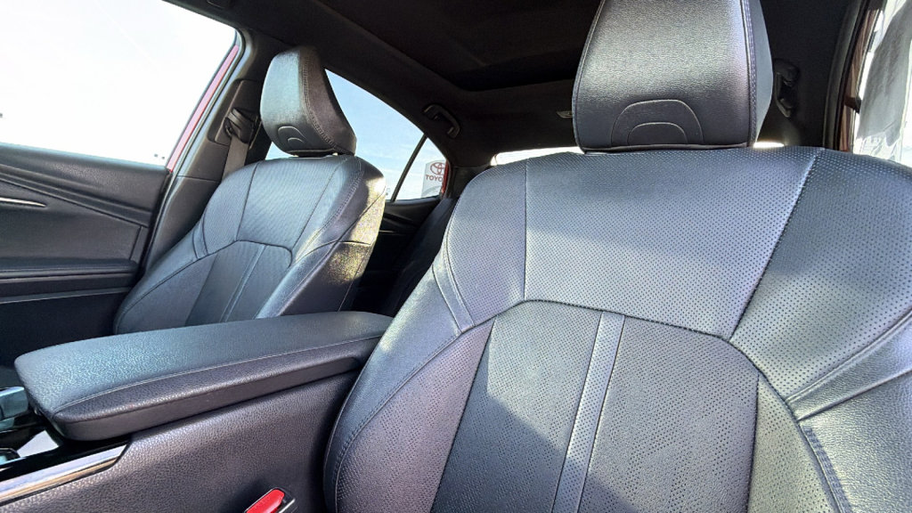 Used 2025 Toyota Camry XSE w/ Premium Package image 11