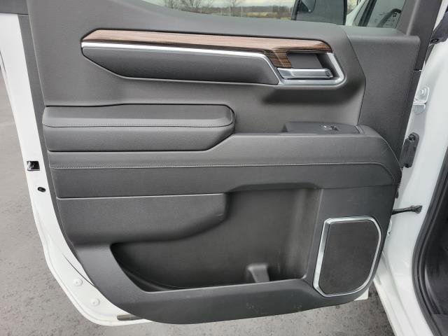 Used 2023 Chevrolet Silverado 1500 RST w/ LPO, Dark Essentials Package image 11