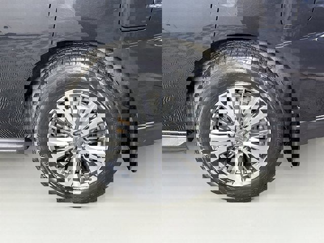 Certified 2020 Nissan Pathfinder SV image 24