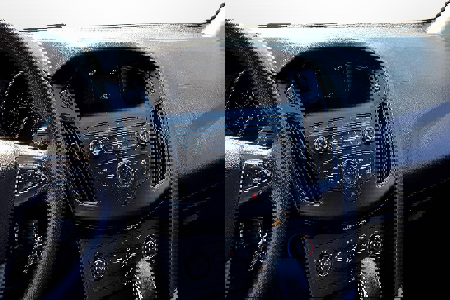 Used 2018 Ford Focus SE image 6