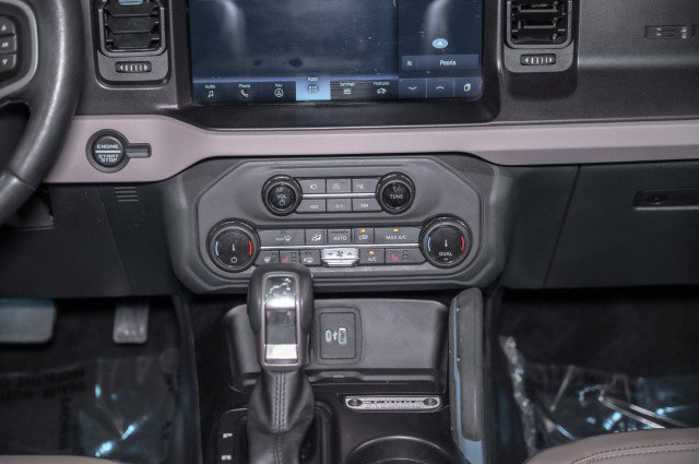 Used 2022 Ford Bronco Wildtrak AWD/4WD image 16