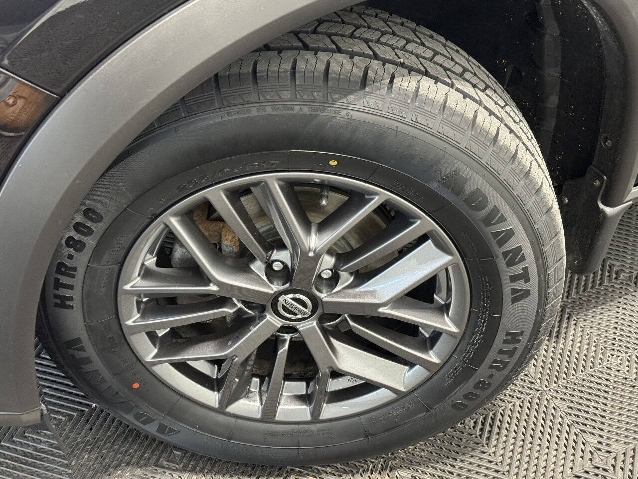 Used 2021 Nissan Rogue S AWD/4WD image 31