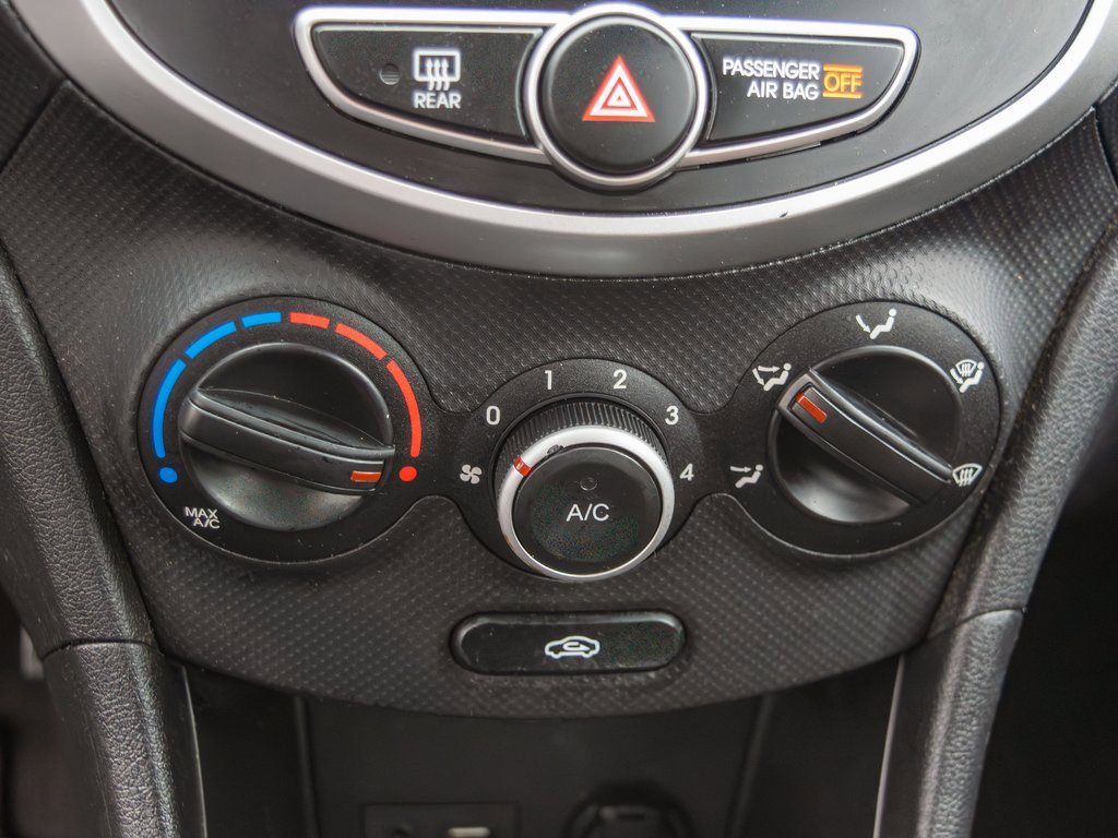 Used 2014 Hyundai Accent GS image 19