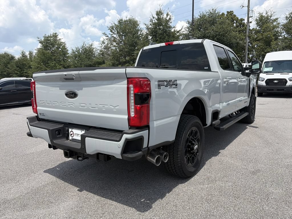New 2026 Ford F250 Lariat w/ Black Appearance Package AWD/4WD image 7