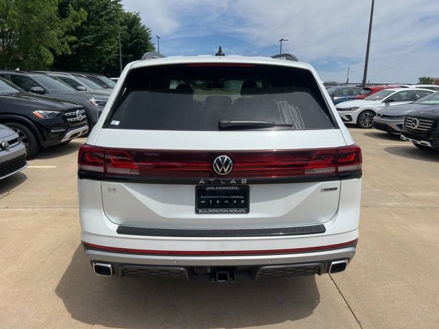 New 2026 Volkswagen Atlas Peak Edition AWD/4WD image 5