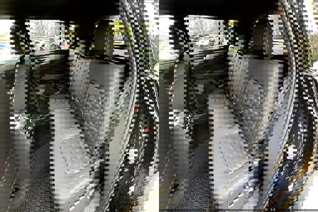 New 2025 Volkswagen Atlas Cross Sport SE image 19