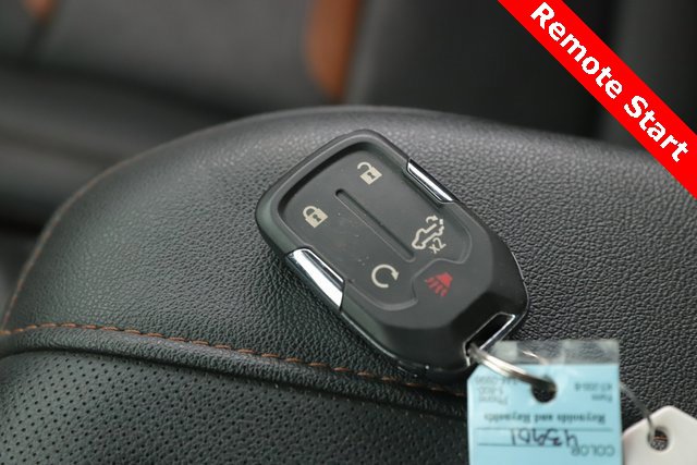 Used 2021 GMC Sierra 1500 AT4 image 3