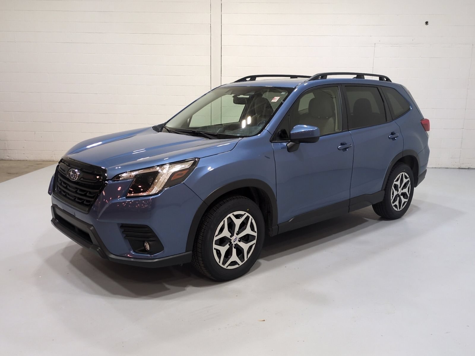 Certified 2024 Subaru Forester Premium AWD/4WD image 7