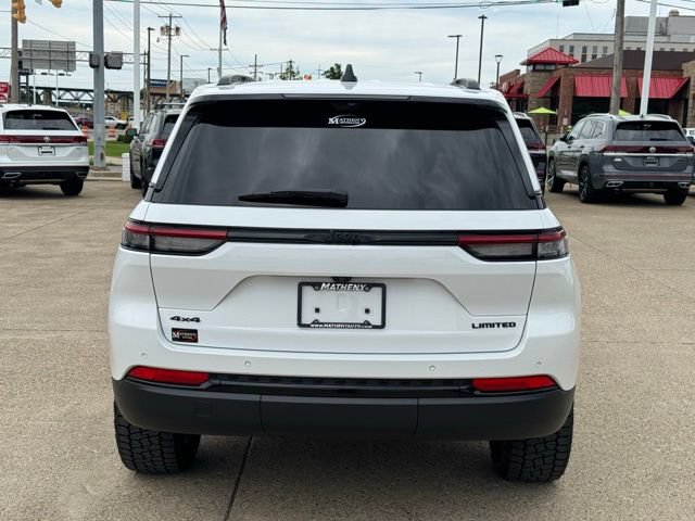 Used 2025 Jeep Grand Cherokee Limited w/ Luxury Tech Group II AWD/4WD image 5