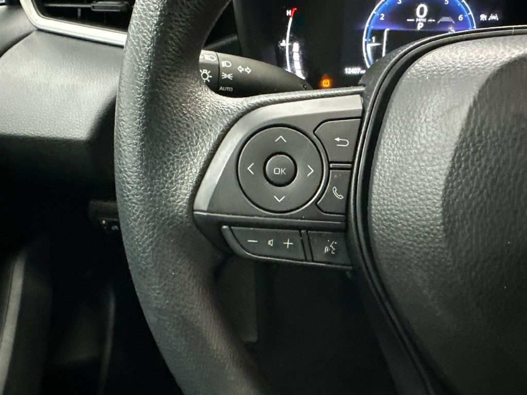 Used 2026 Toyota Corolla LE FWD image 18