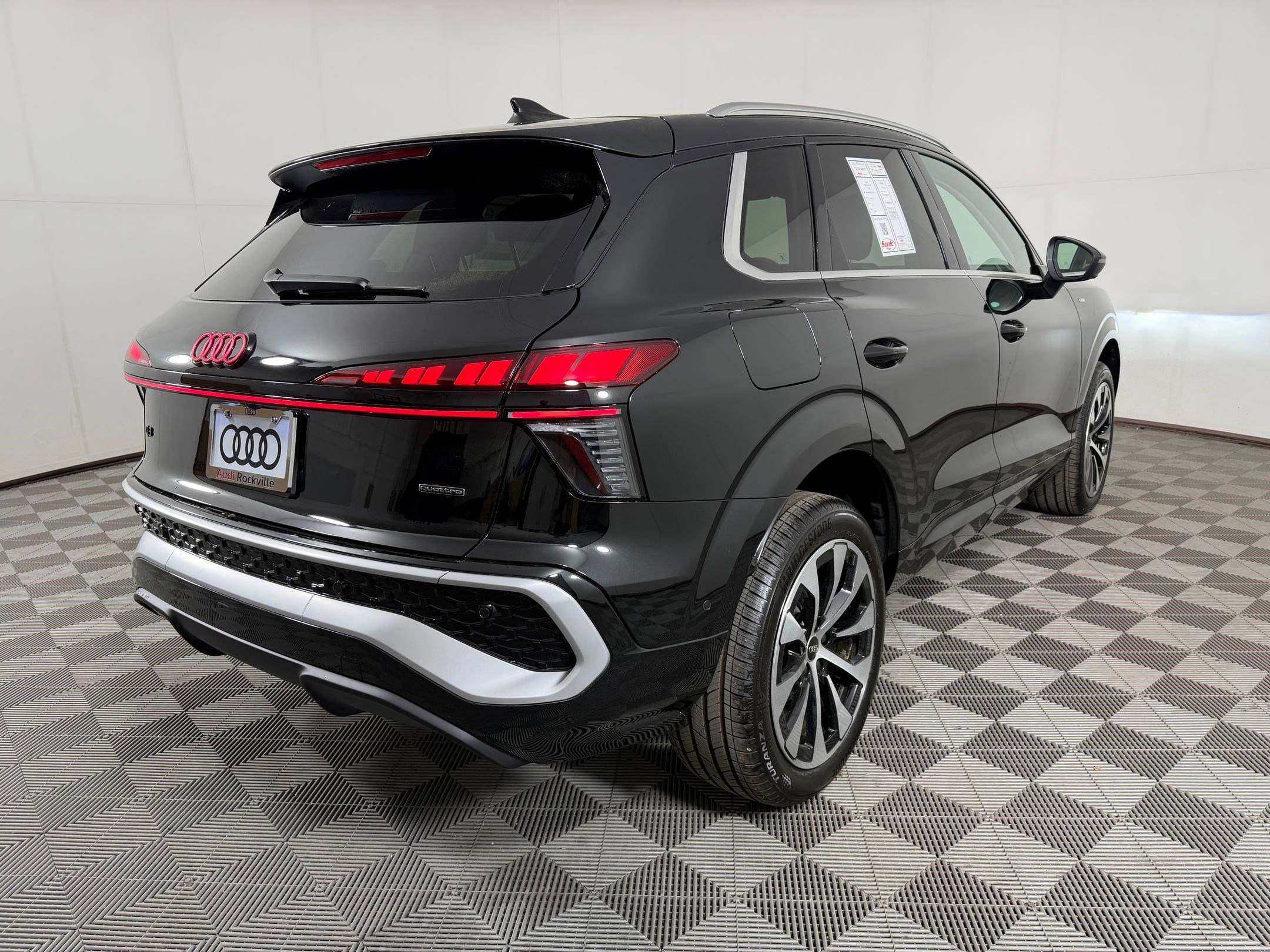 New 2026 Audi Q3 quattro 2.0T image 9