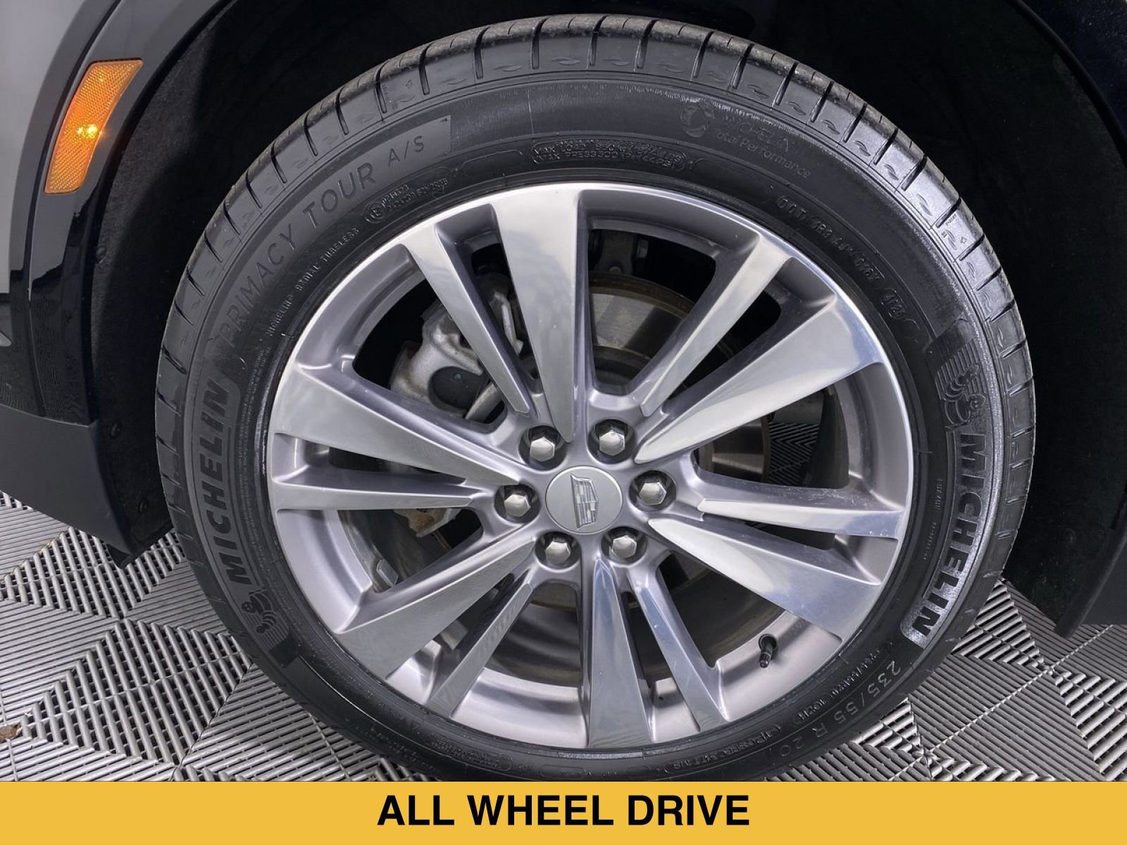 Certified 2023 Cadillac XT5 Premium Luxury AWD/4WD image 16