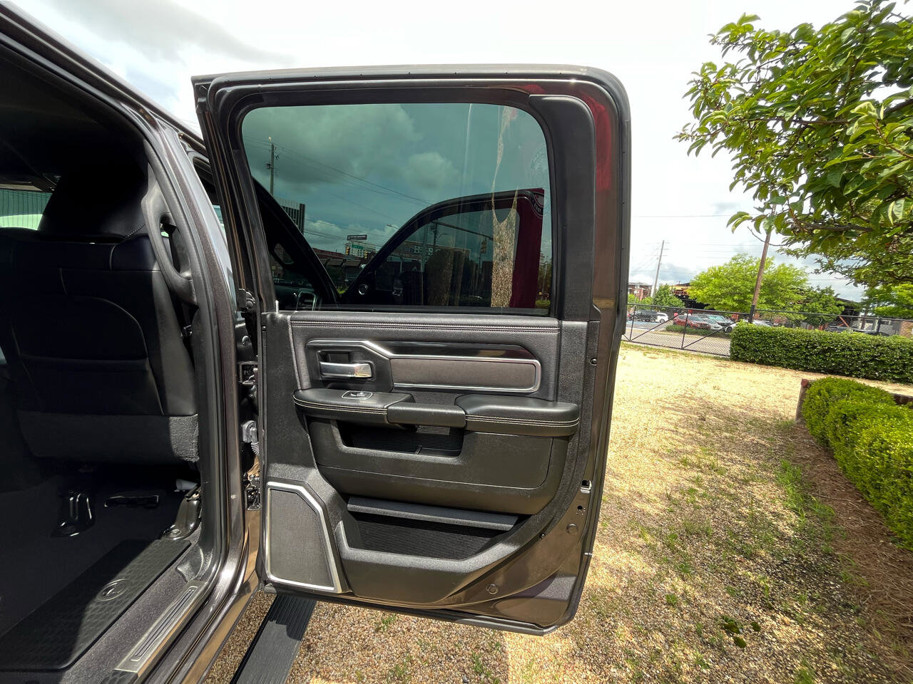 Used 2021 RAM 2500 Laramie image 34