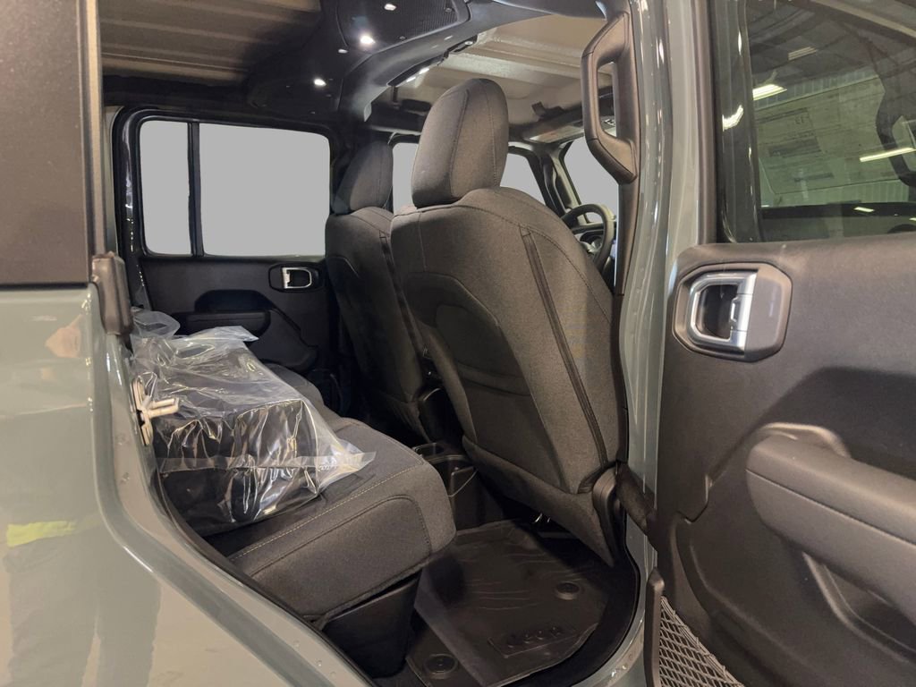 New 2026 Jeep Gladiator Willys image 13